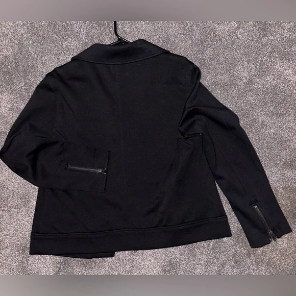 OLD NAVY | MOTO JACKET |
Black | Size: Large | - Picture 9 of 13
